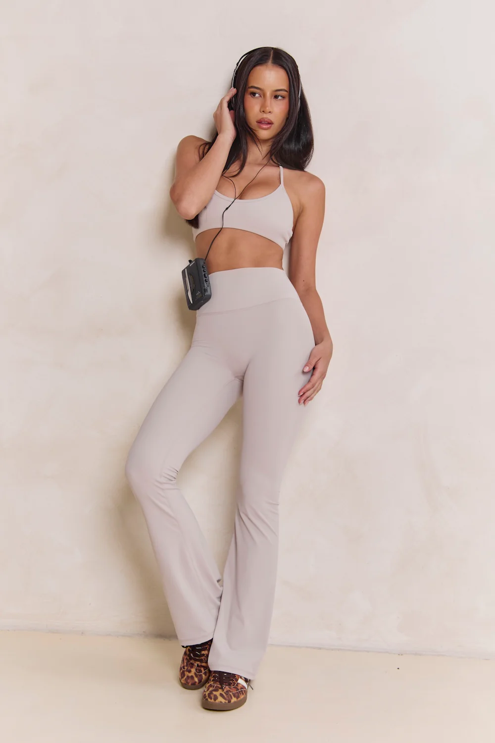 Astoria Airvíve Flare Legging - Ash Grey - Image 4