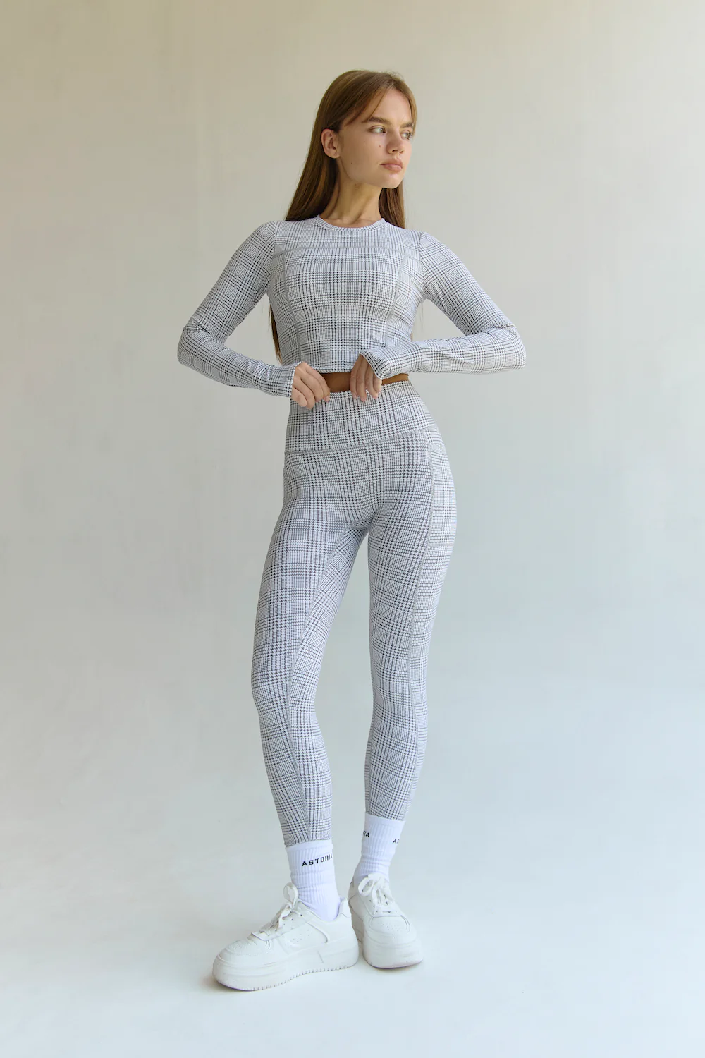 Astoria Airvíve Pocket Legging - Grey Plaid - Image 7