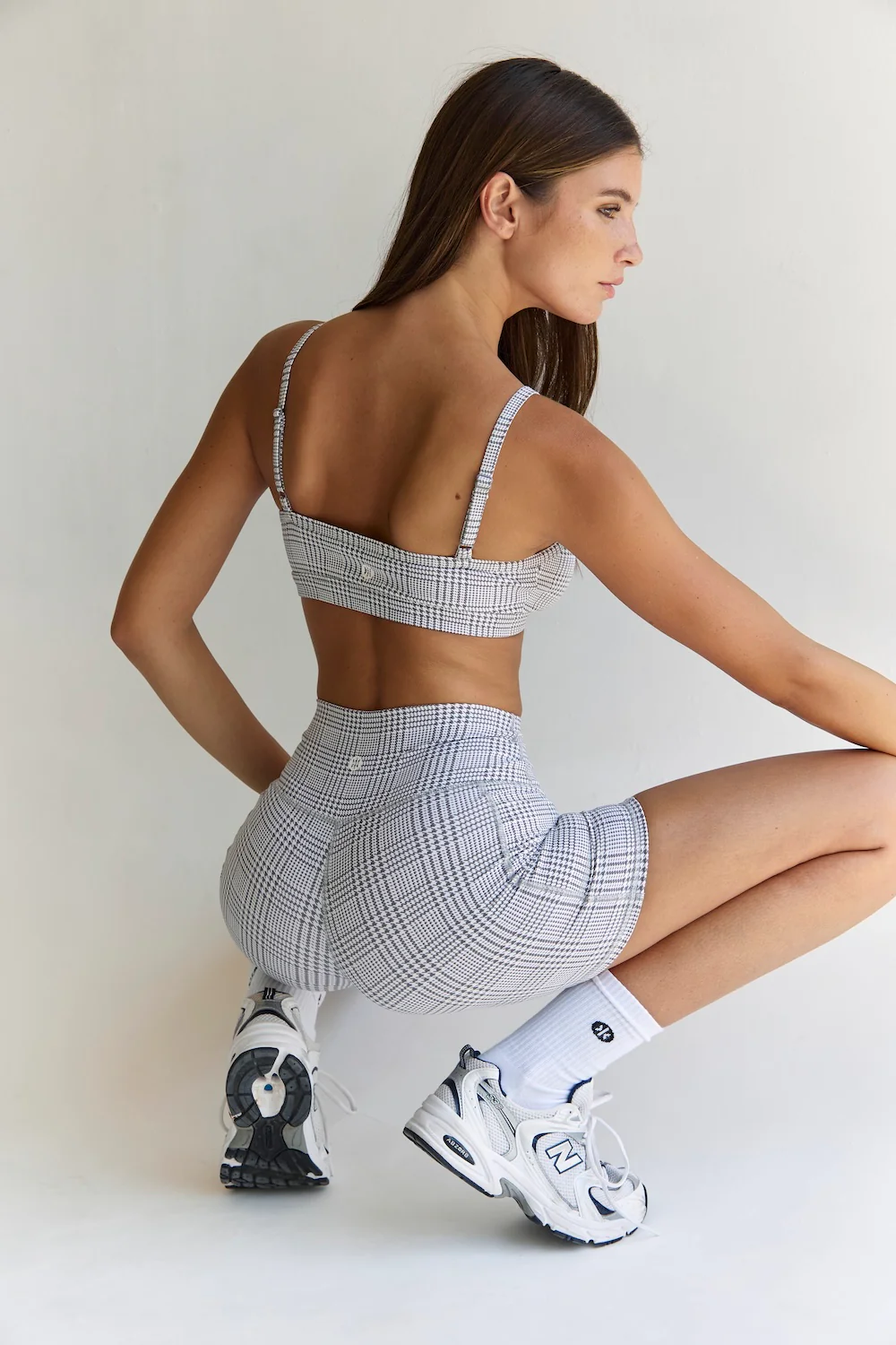 Astoria Airvíve Pocket Short - Grey Plaid - Image 4