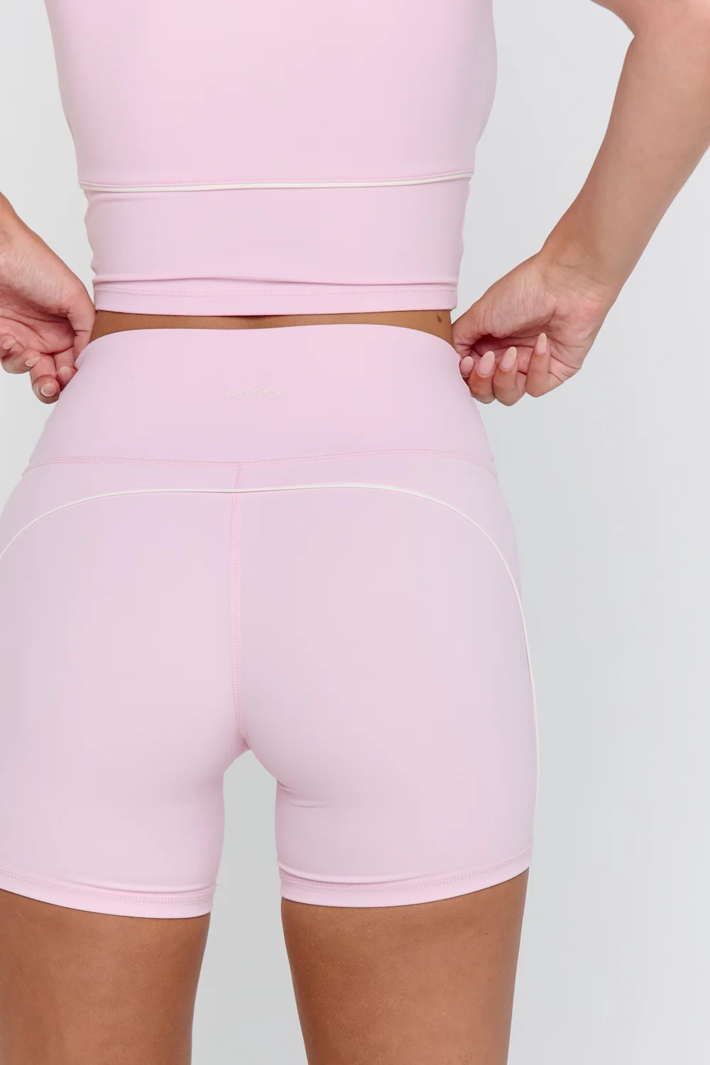 Astoria Airvíve Short - Pink/Cream - Image 5
