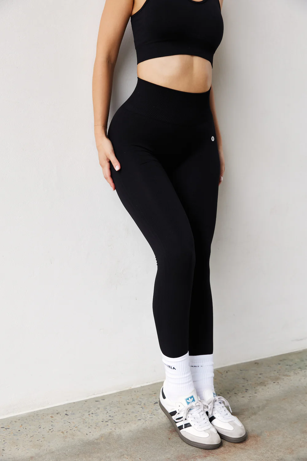 Astoria CONTOUR Seamless Legging - Black - Image 2