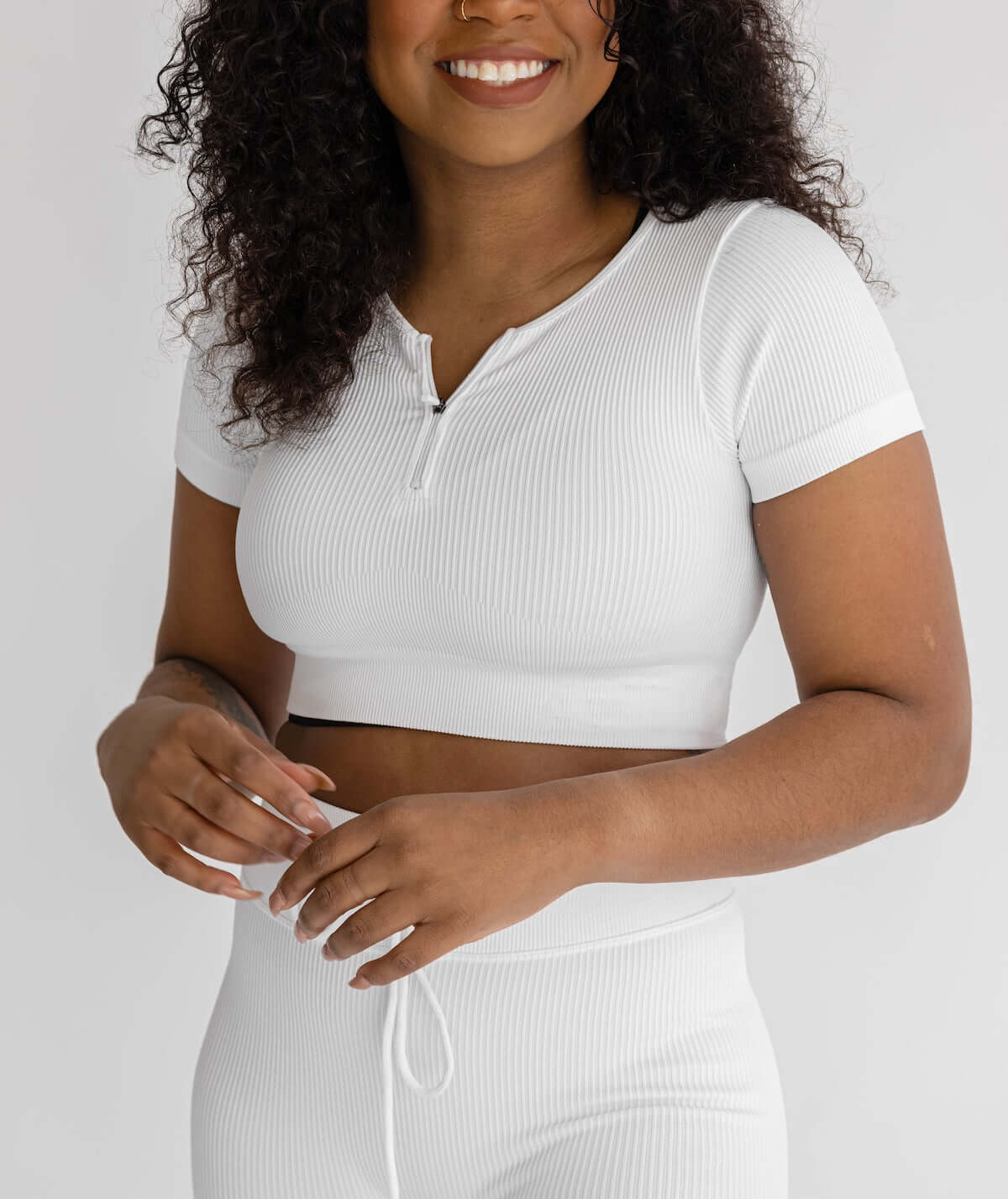 Astoria Seamless Ribbed Series Zip Quarter-Sleeve Crop - White - Image 2